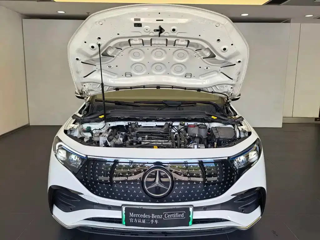 Mercedes-Benz EQA — фото 8