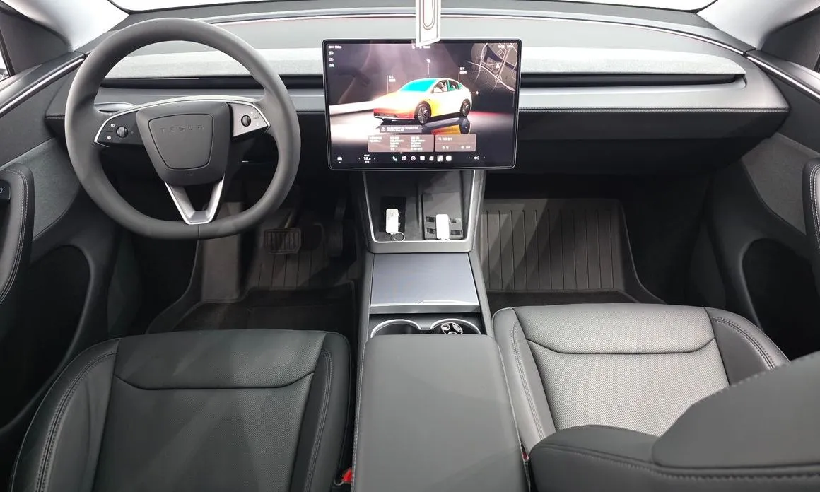 Tesla Model Y — фото 7