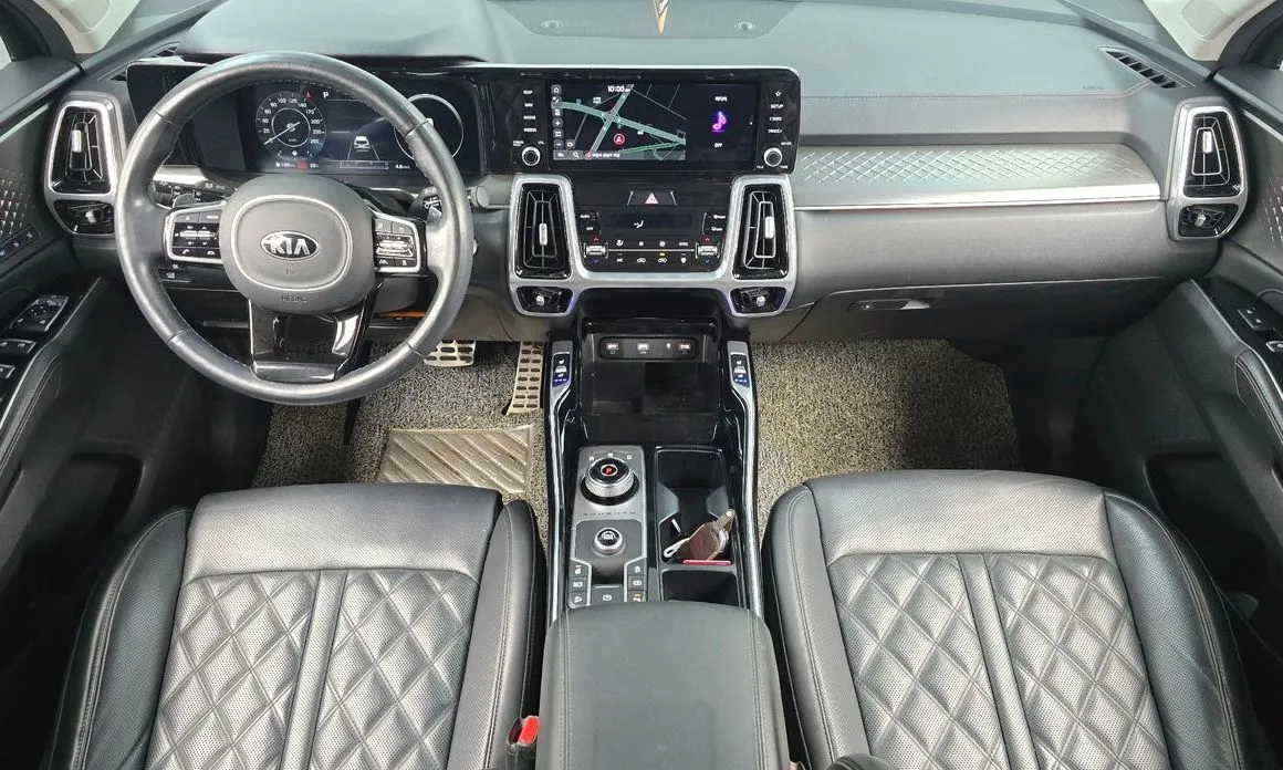 Kia Sorento — фото 8