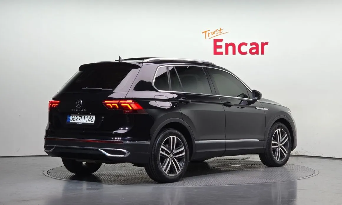Volkswagen Tiguan — фото 10