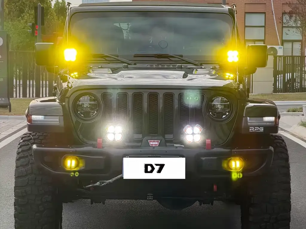 Jeep Wrangler — фото 4