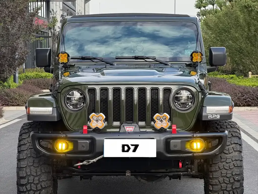 Jeep Wrangler — фото 3