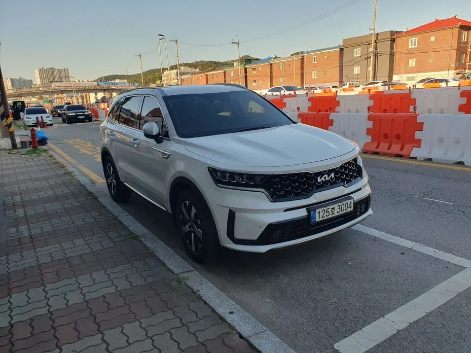 Kia Sorento — фото 7