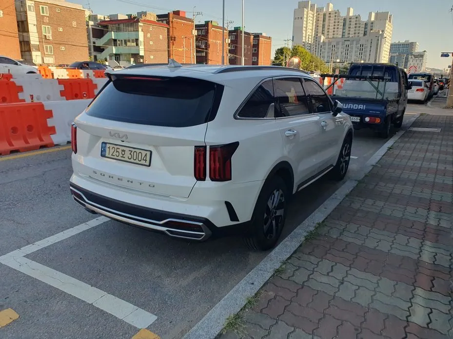 Kia Sorento — фото 8