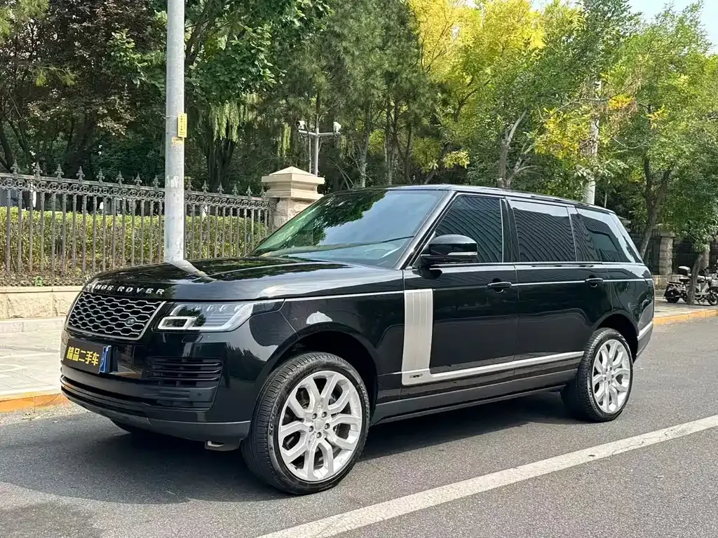 Land Rover Range Rover — фото 1