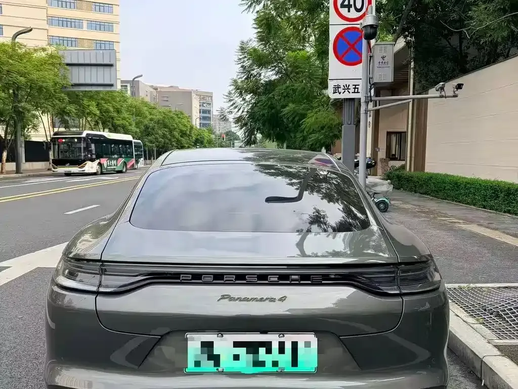 Porsche Panamera Hybrid — фото 9