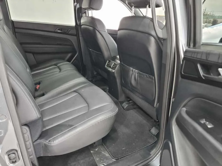 KG Mobility (Ssangyong) Rexton — фото 7