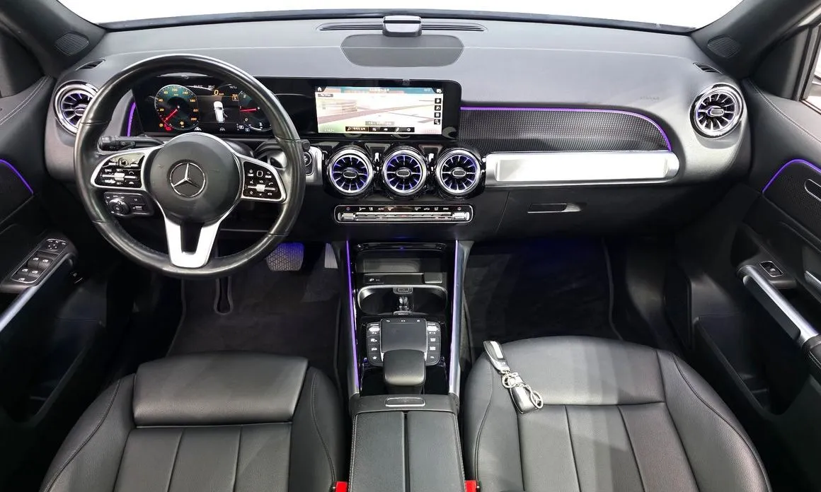 Mercedes-Benz GLB-Class — фото 10