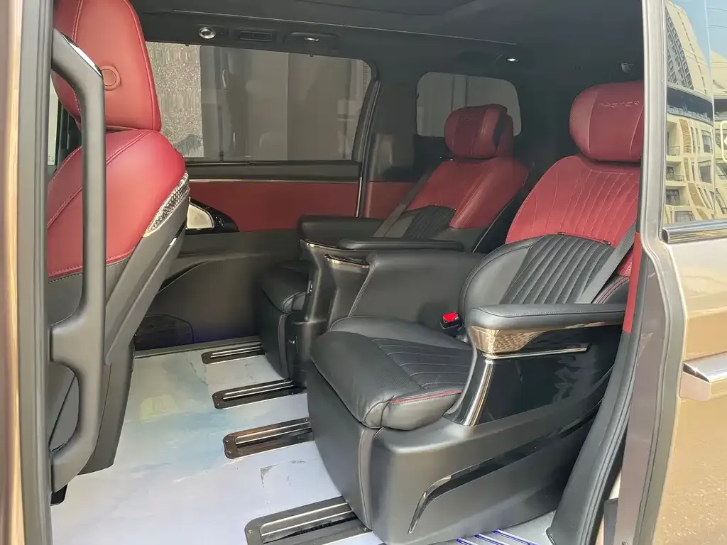 GAC Motor Trumpchi M8 — фото 3