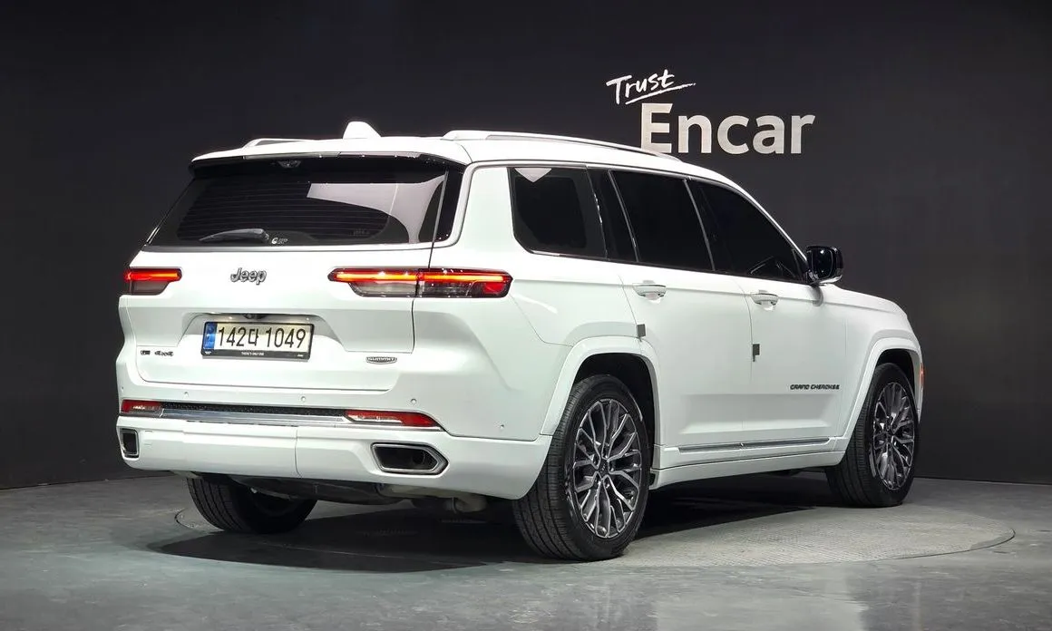 Jeep Cherokee — фото 5