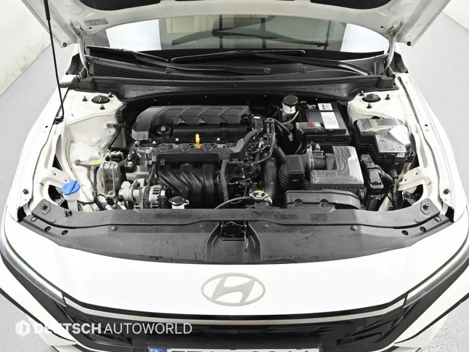 Hyundai AVANTE — фото 8