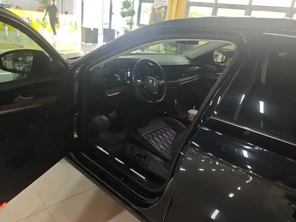 Volkswagen Passat — фото 5