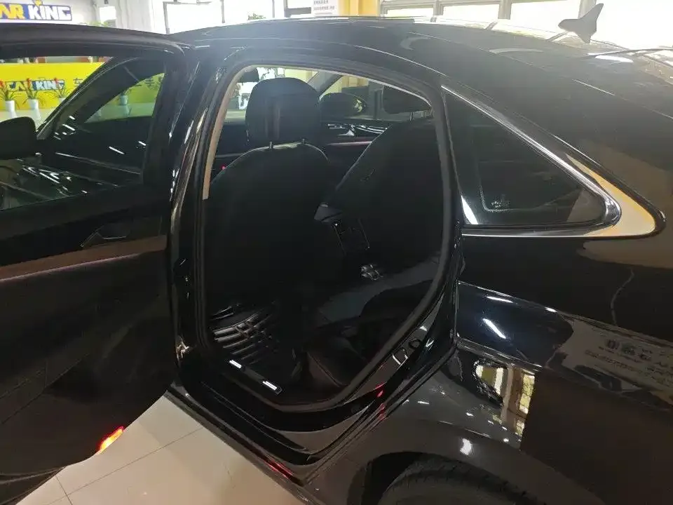 Volkswagen Passat — фото 4
