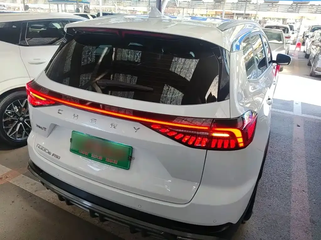 Chery Tiggo 8 PRO — фото 10