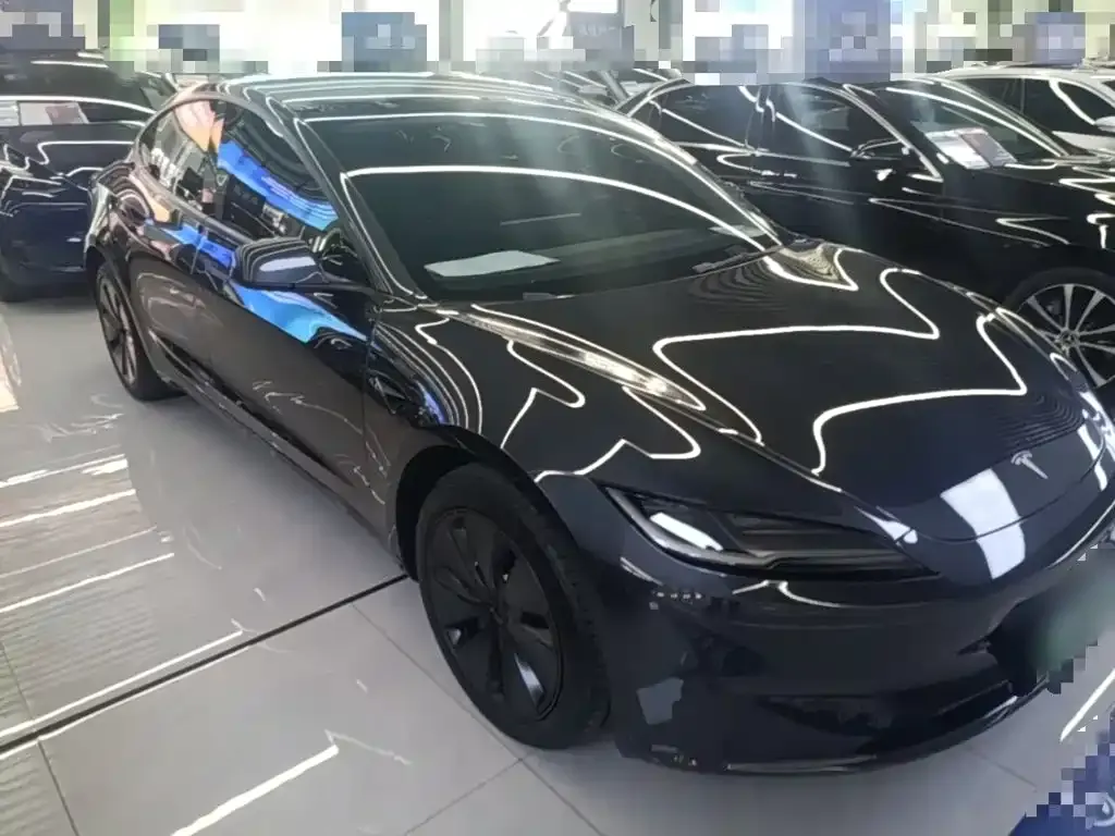 Tesla Model 3 — фото 6