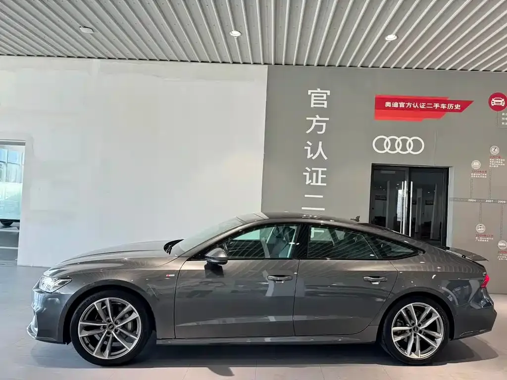 Audi A7 — фото 2