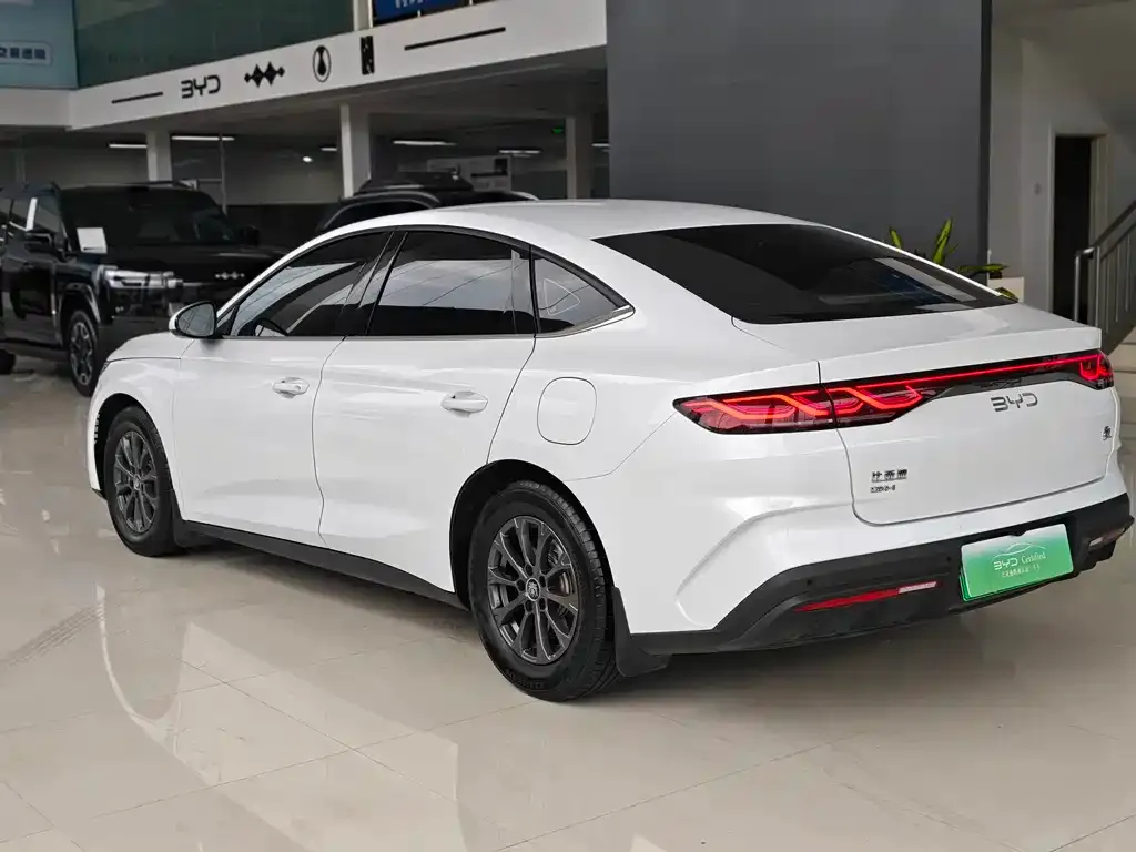 BYD Qin L — фото 2