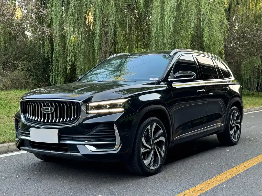 Geely Xingyue L — фото 1