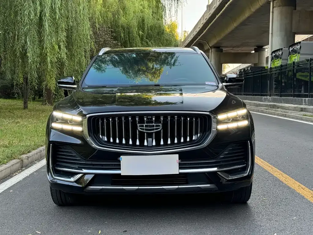 Geely Xingyue L — фото 9