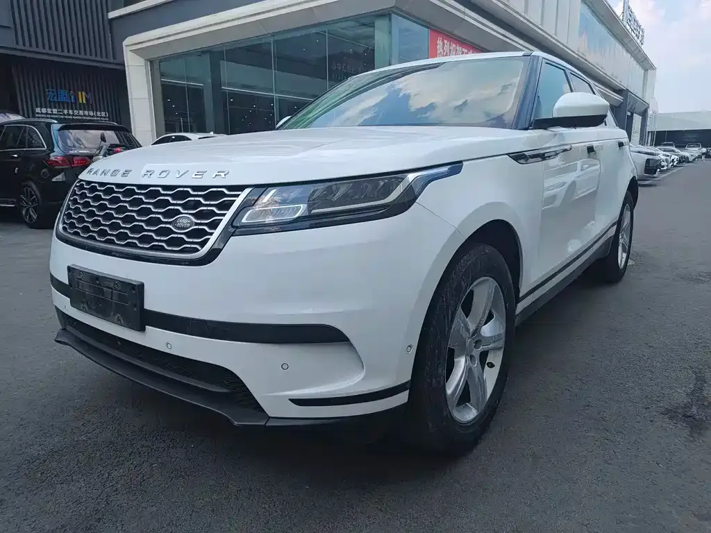 Land Rover Velar — фото 1