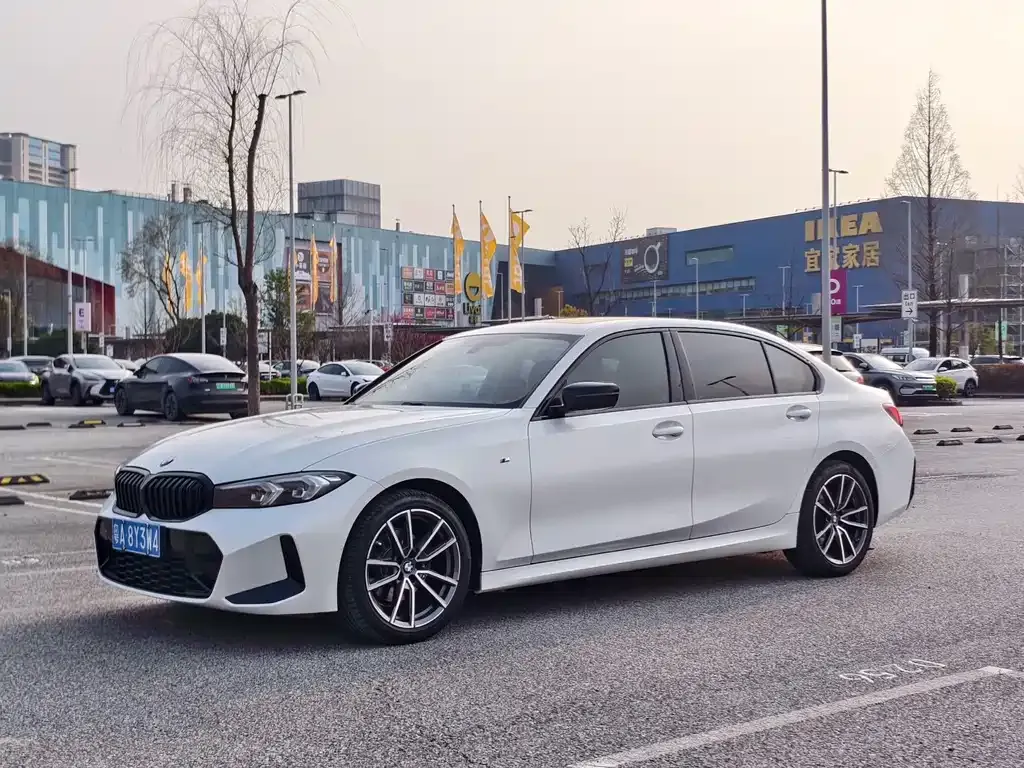 BMW 3 Series — фото 1