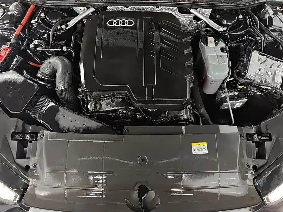 Audi A7L — фото 3