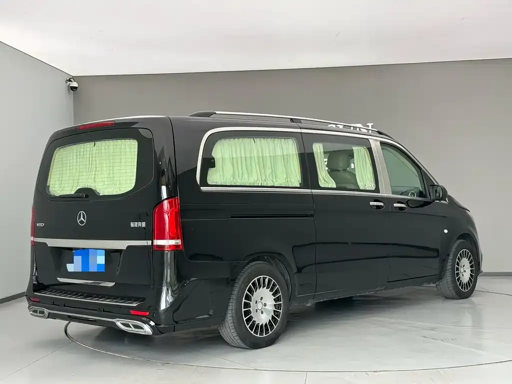 Mercedes-Benz Vito — фото 7
