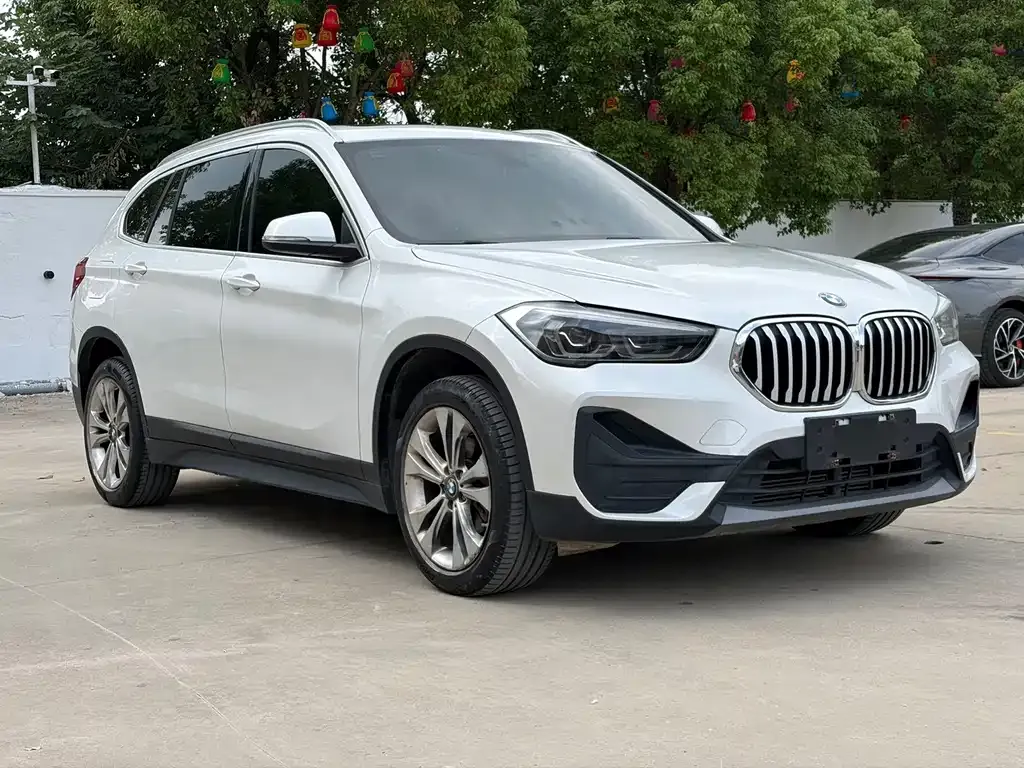 BMW X1 — фото 2