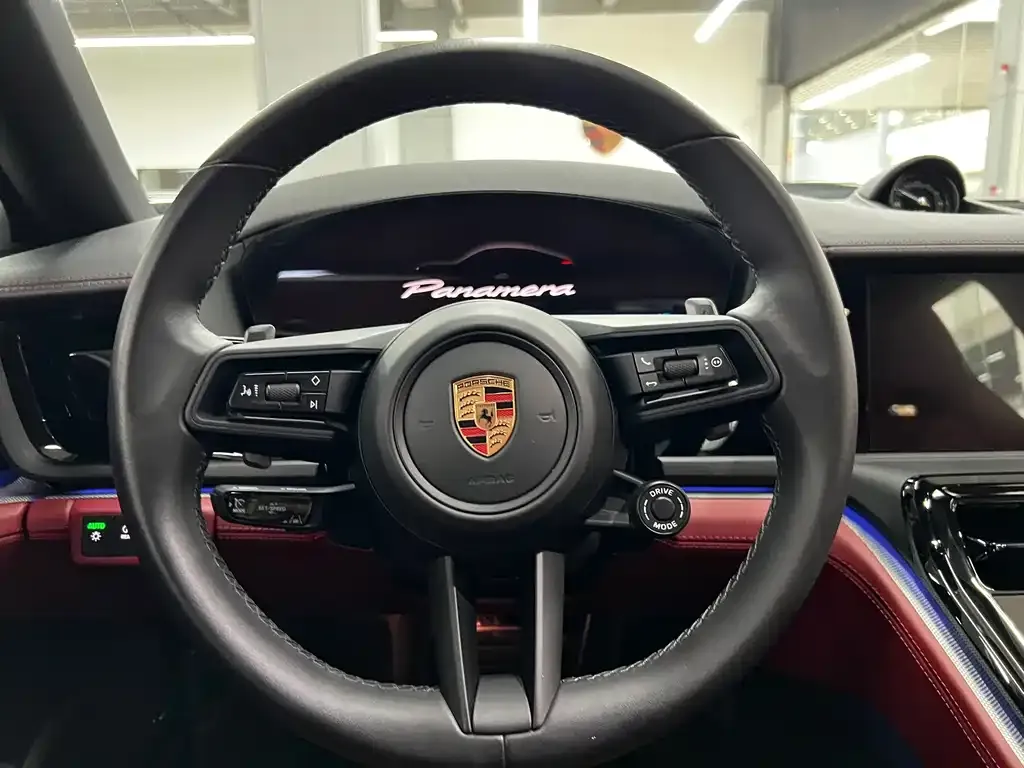 Porsche Panamera — фото 10