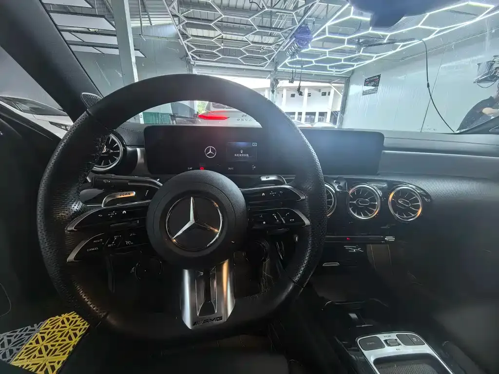 Mercedes-Benz A-Class AMG — фото 3