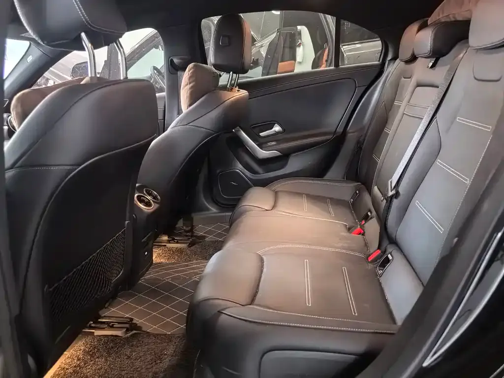 Mercedes-Benz A-Class AMG — фото 4
