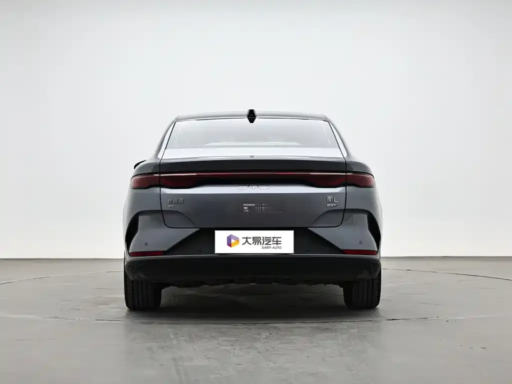 BYD Qin L — фото 4