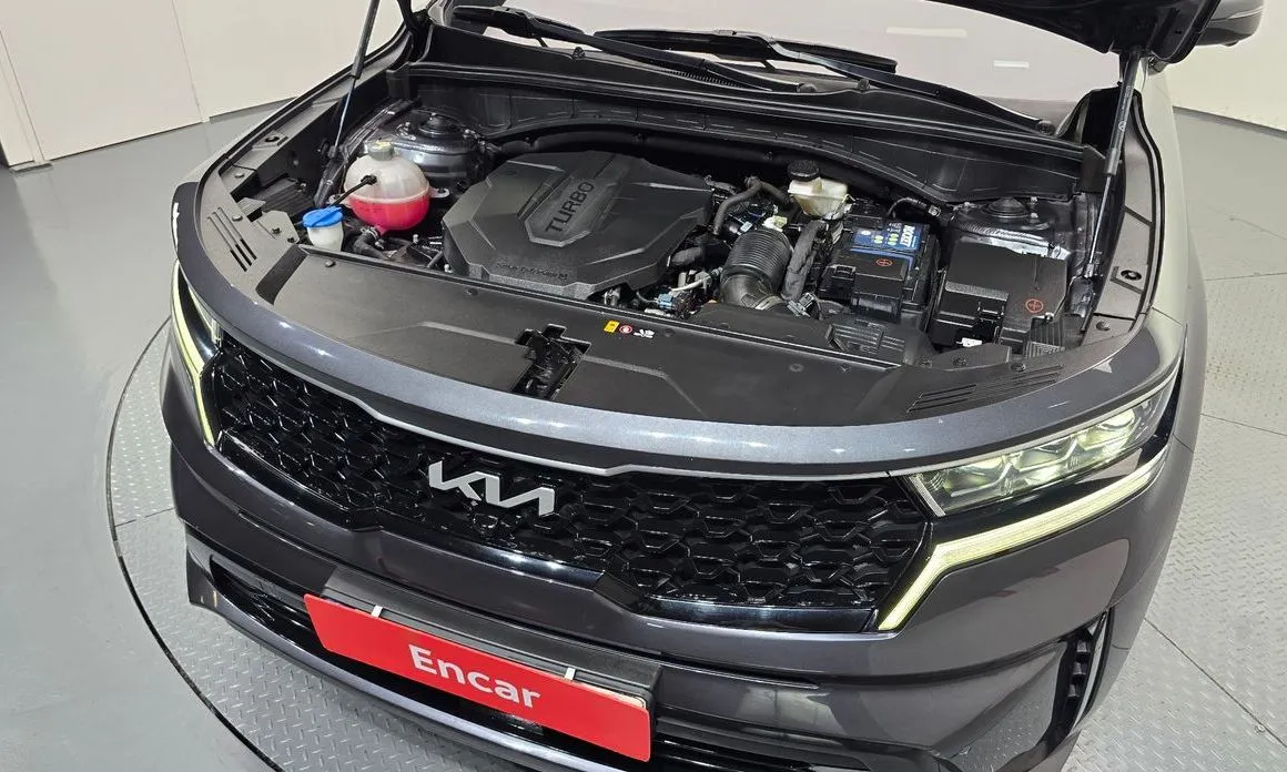 Kia Sorento — фото 8