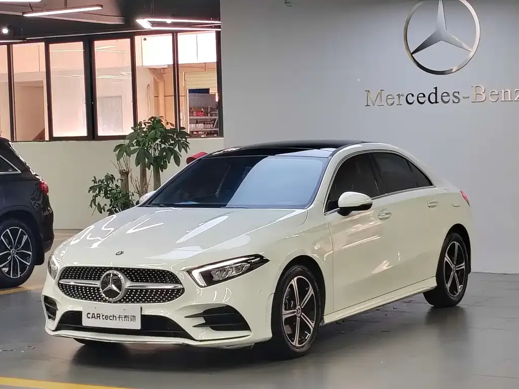 Mercedes-Benz A-Class — фото 1