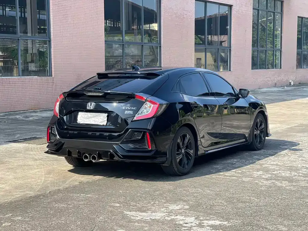 Honda Civic — фото 8
