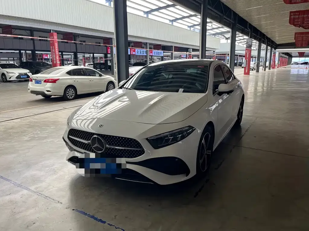 Mercedes-Benz A-Class — фото 1