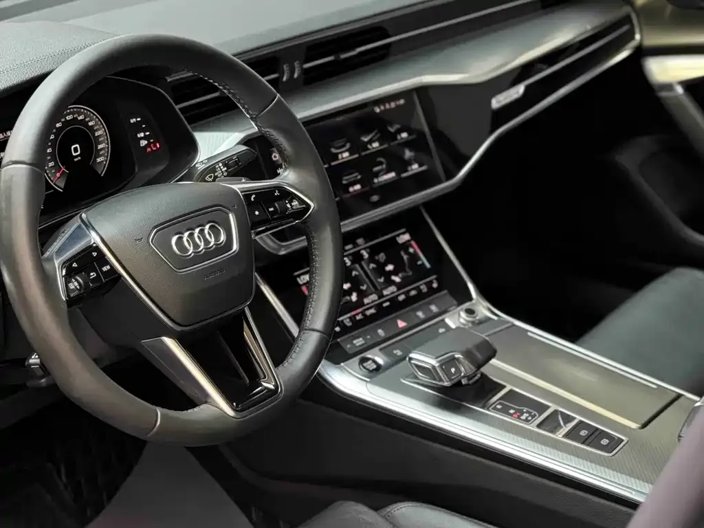 Audi A6L — фото 4