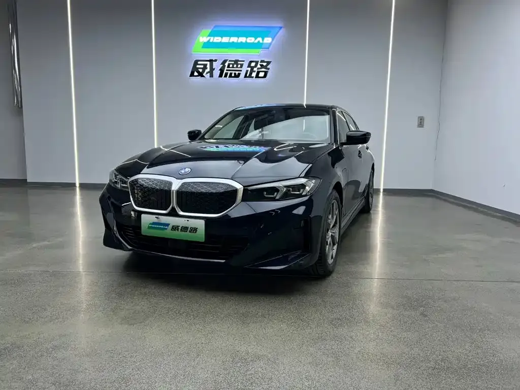 BMW i3 — фото 1