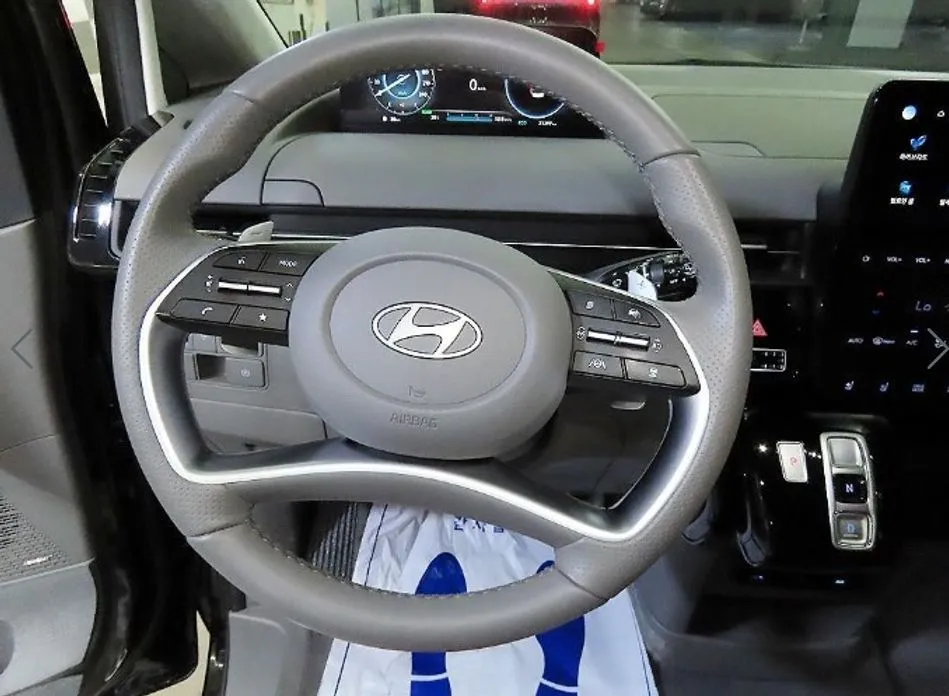 Hyundai Staria — фото 9