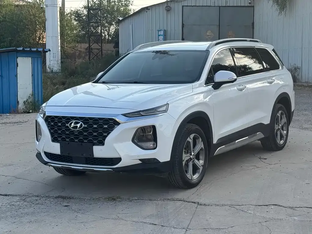 Hyundai Santa Fe — фото 5