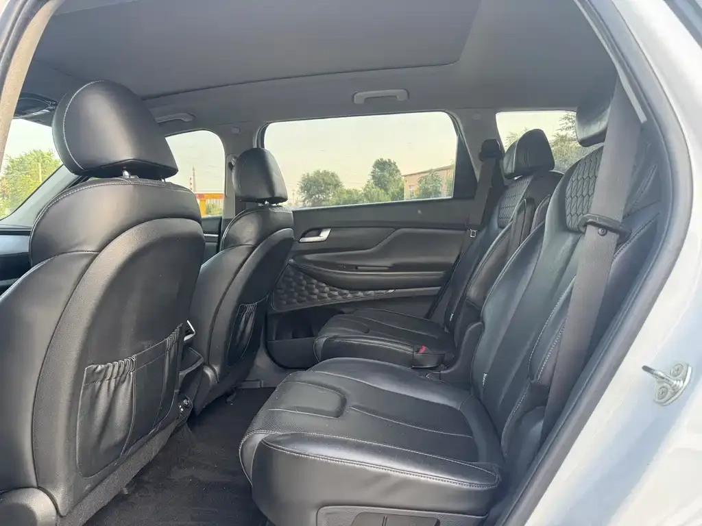 Hyundai Santa Fe — фото 2