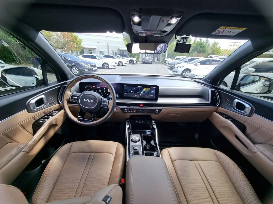 Kia Sorento — фото 7