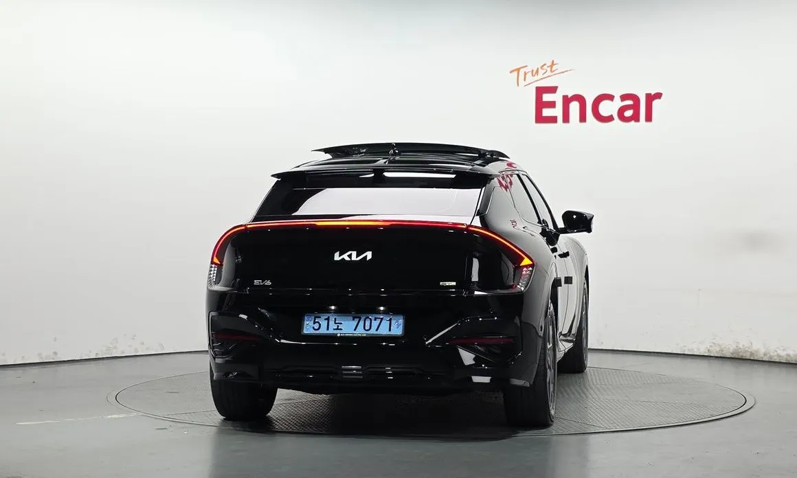 Kia EV6 — фото 3
