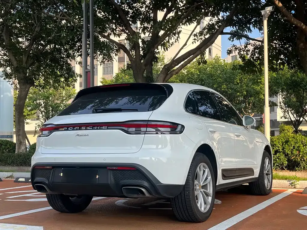 Porsche Macan — фото 8