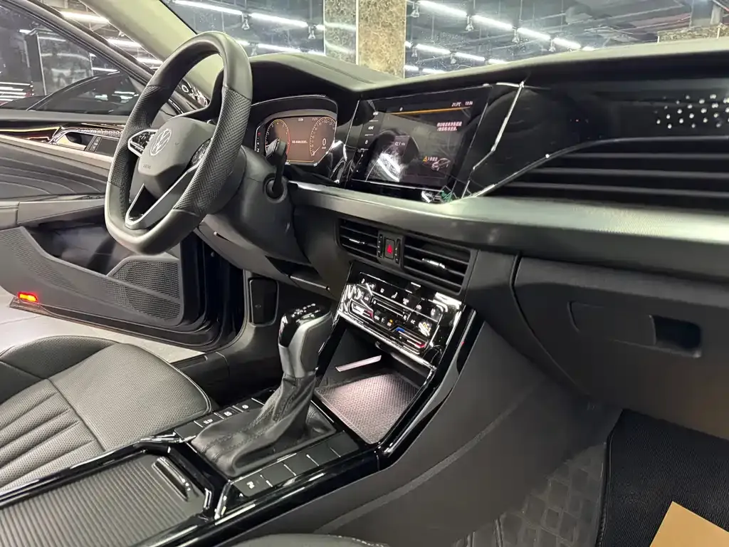 Volkswagen Passat — фото 5