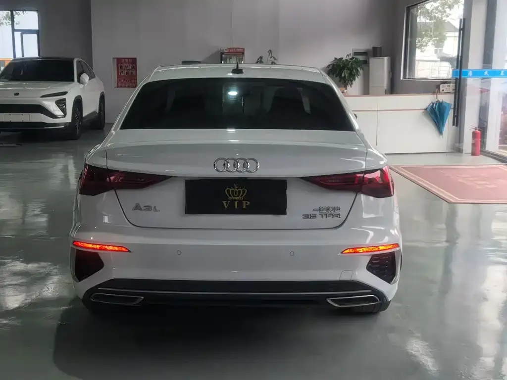 Audi A3 — фото 2