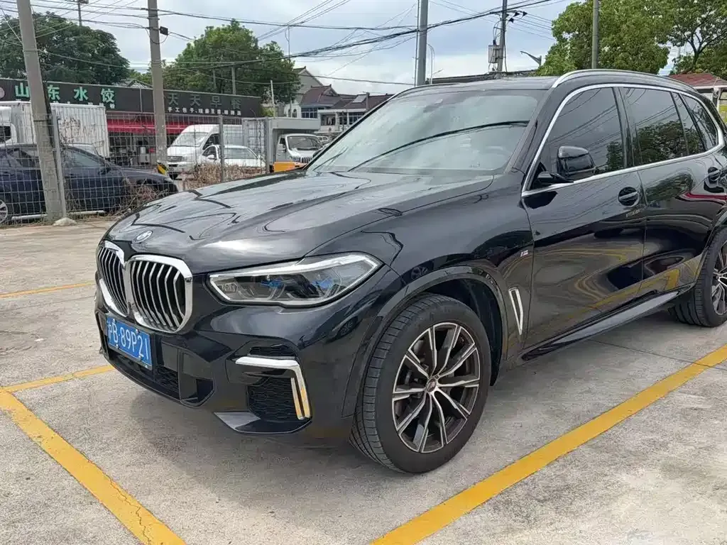 BMW X5 — фото 1