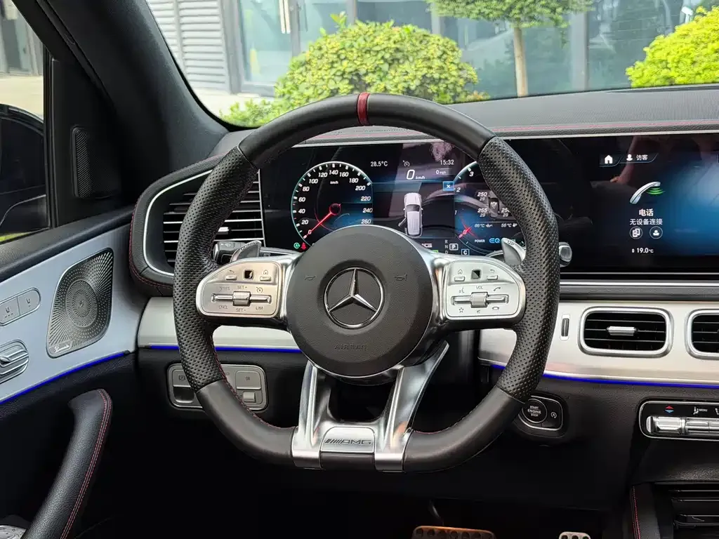 Mercedes-Benz GLE AMG — фото 5