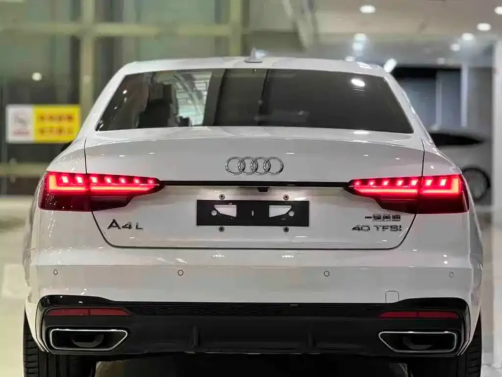 Audi A4L — фото 3