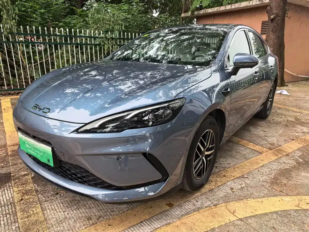 BYD Seal 05 DM-i — фото 1